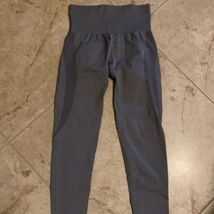 NVGTN seamless gray leggings